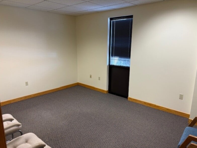 More Photos Of 145 N 15th St, Lewisburg Distribution For Lease