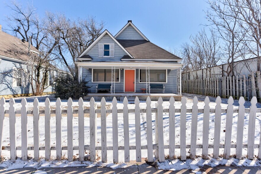 More Photos Of , El Reno Office For Sale