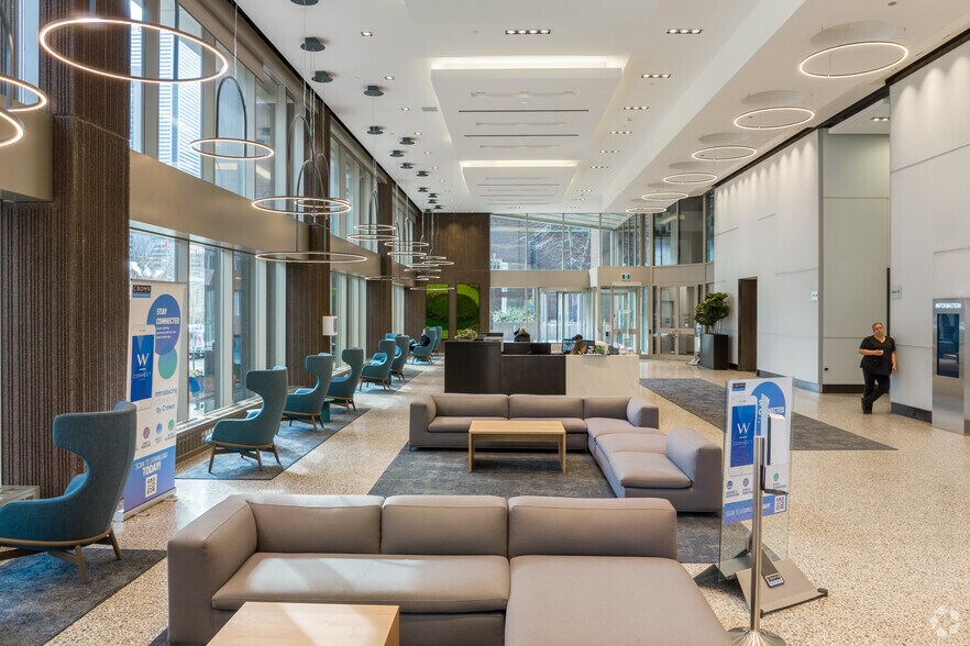 More Photos Of 400 University Ave, Toronto Office For Sale