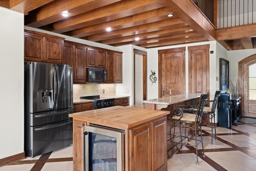 More Photos Of 31300 Ranch Road 12, Dripping Springs Specialty For Sale