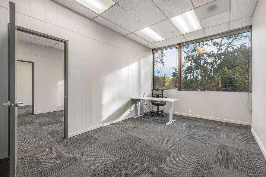 More Photos Of 480 N 1st St, San Jose Office For Sale