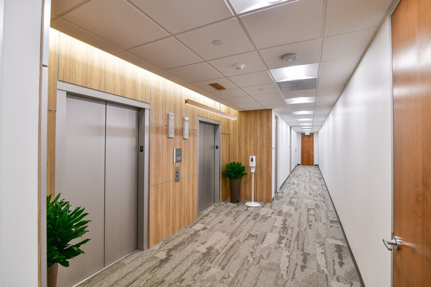 More Photos Of 3310 Live Oak St, Dallas Medical For Lease