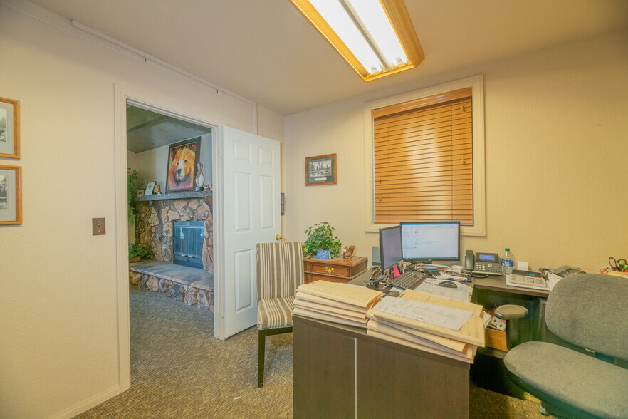 More Photos Of 41659 Big Bear Blvd, Big Bear Lake Office Residential For Lease