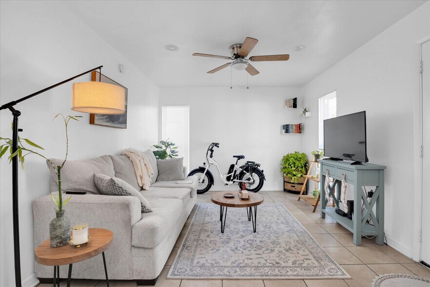 More Photos Of 885 Beltrees St, Dunedin Apartments For Sale