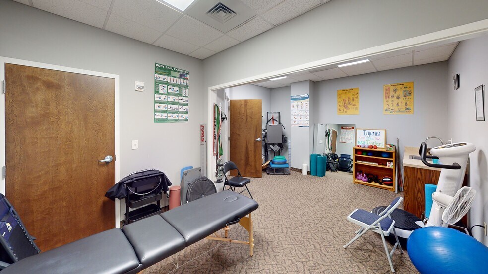 More Photos Of 4805 Park Rd, Charlotte Storefront Retail Office For Lease