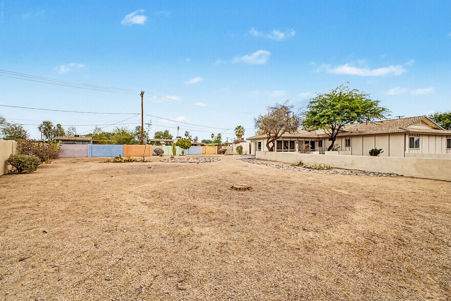 More Photos Of 8038 E Almeria Rd, Scottsdale Office For Sale