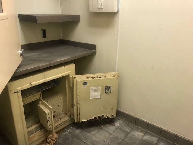 More Photos Of 600 N Dearborn, Chicago Apartments For Lease