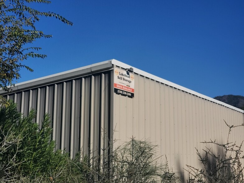 More Photos Of 20707 Lakeshore Dr, Lakehead Self Storage For Sale