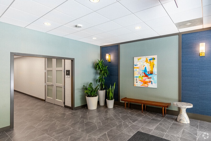 More Photos Of 1801 Peachtree St NE, Atlanta Office For Lease