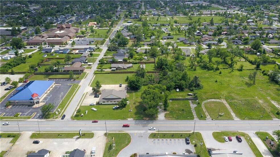 More Photos Of 1500 W Walnut St, Rogers Land For Sale