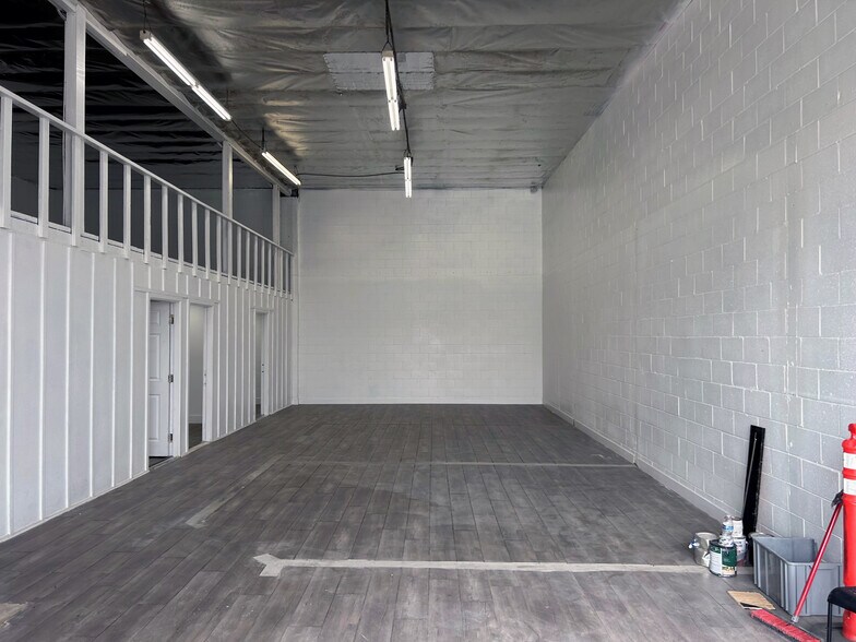 More Photos Of 1370 E Washington Blvd, Los Angeles Warehouse For Sale