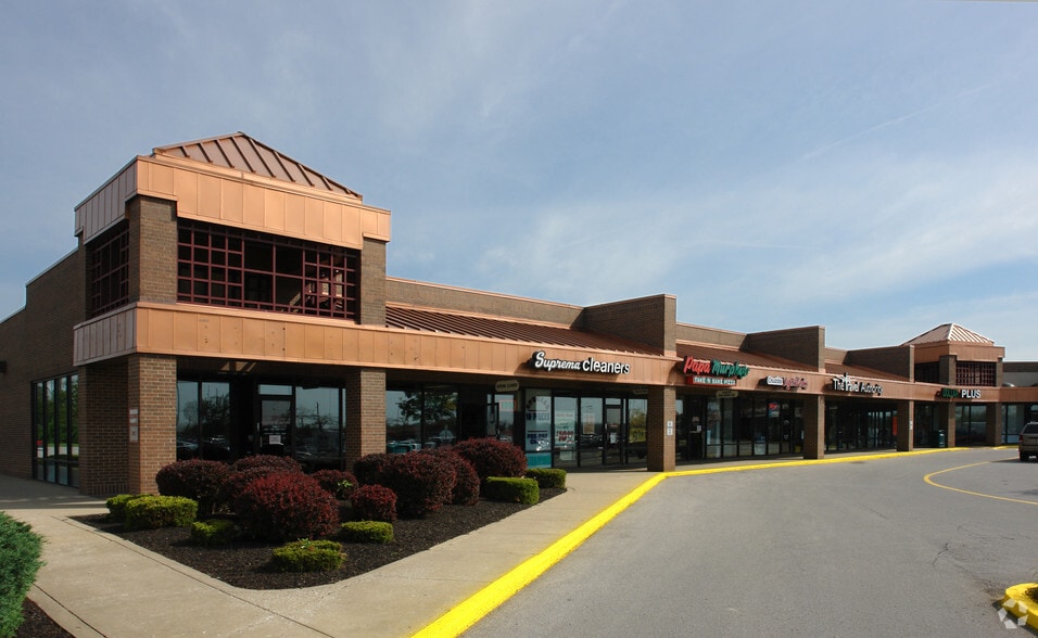 More Photos Of 12501 Shelbyville Rd, Louisville Unknown For Lease