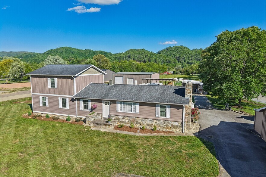More Photos Of 1448 Cane Creek Rd, Fletcher Specialty For Sale