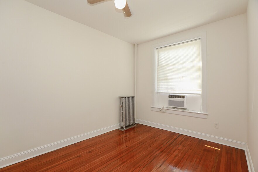 More Photos Of 819 Colonial Ave, Norfolk Apartments For Sale