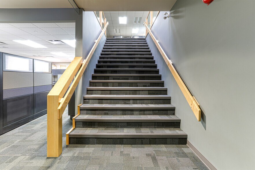 More Photos Of 2572 Davies Ave, Port Coquitlam Warehouse For Sale