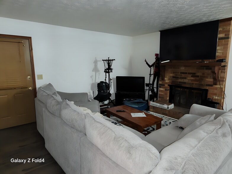 More Photos Of 4955 Mountain Springs Way, Stone Mountain Apartments For Sale