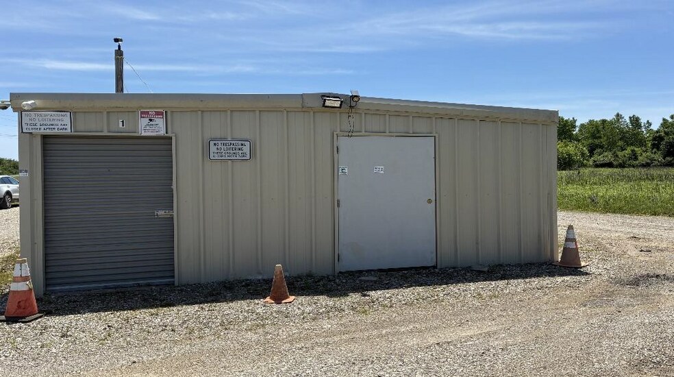 More Photos Of 20295 U.S. 23, Circleville Self Storage For Sale