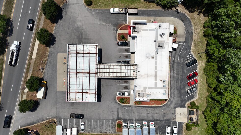 More Photos Of 180 Mary Esther Blvd, Mary Esther Service Station For Sale
