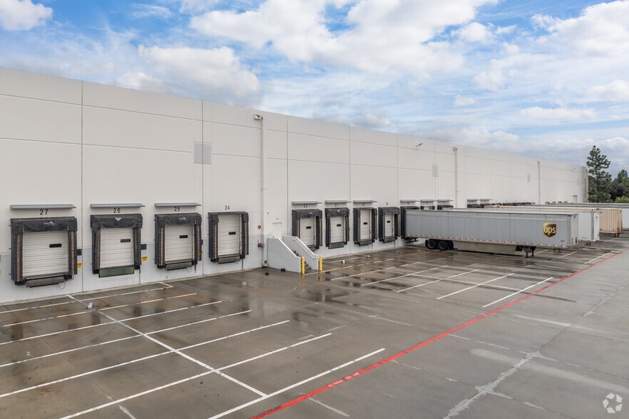 More Photos Of 3931 Workman Mill Rd, City of Industry Distribution For Lease