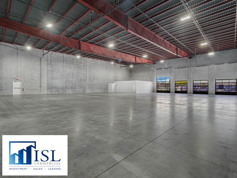 More Photos Of 6769 Curtis St, Orlando Warehouse For Lease