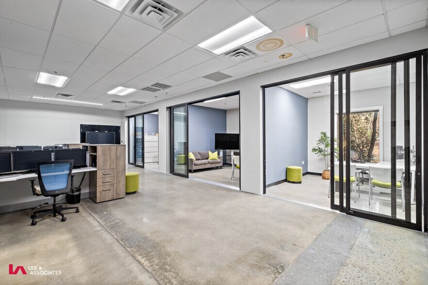 More Photos Of 2800 Colonnades Ct, Peachtree Corners Light Distribution For Sale