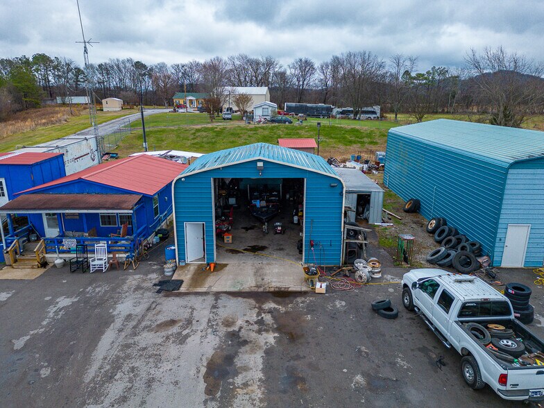 More Photos Of 9122 Lewisburg Hwy, Cornersville Auto Salvage Facility For Sale