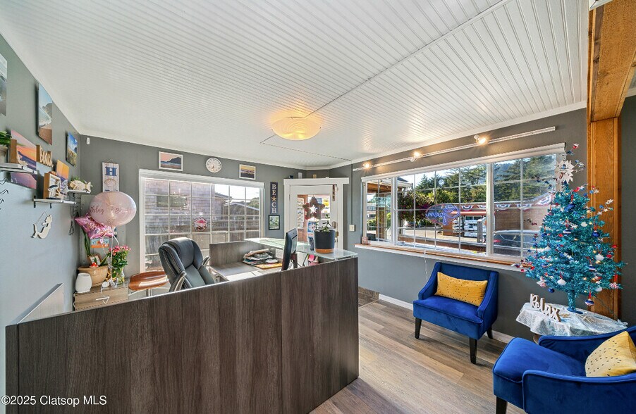 More Photos Of 186 Laneda Ave, Manzanita Storefront Retail Office For Sale