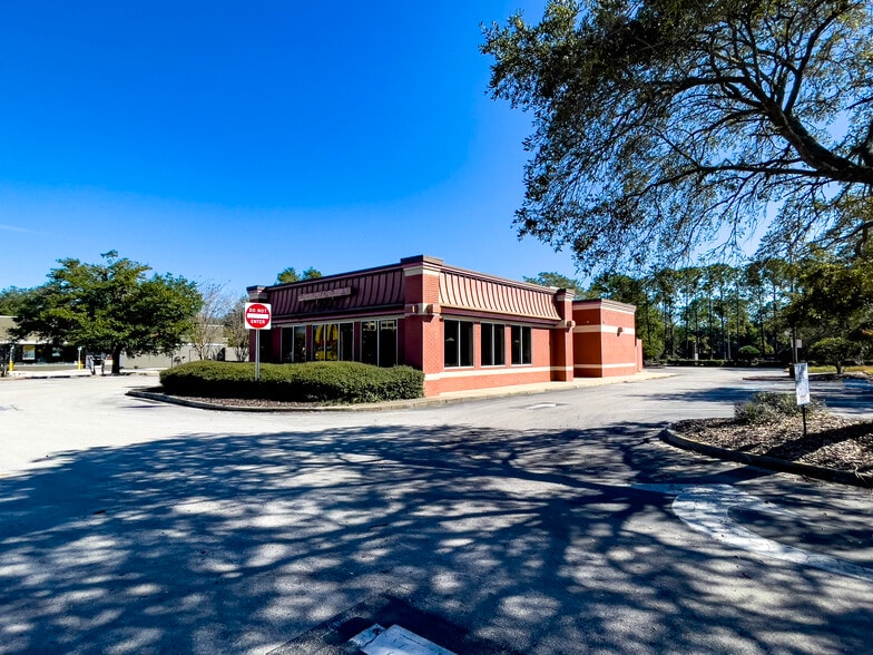 More Photos Of 5752 Butler Point Rd, Jacksonville Fast Food For Lease