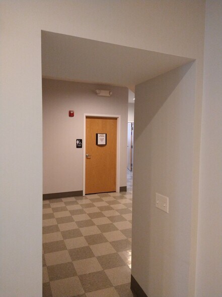 More Photos Of 10 W Pulteney Sq, Bath Office For Lease