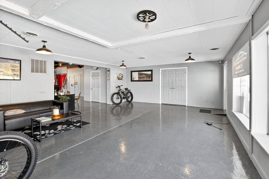 More Photos Of 929 Lititz Pike, Lititz Storefront Retail Office For Sale