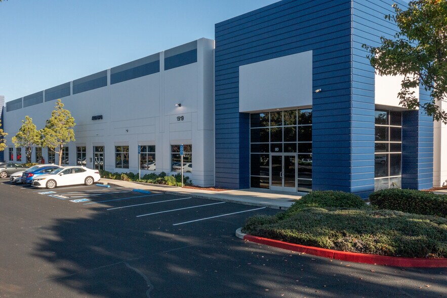 More Photos Of 1919 Monterey Rd, San Jose Warehouse For Lease