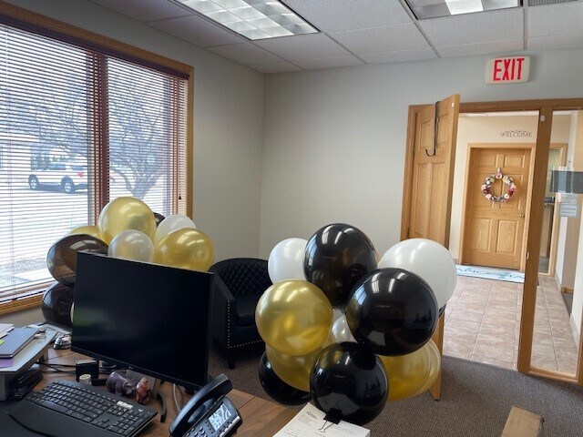 More Photos Of 1883 NW Station Pky, Andover Office For Sale