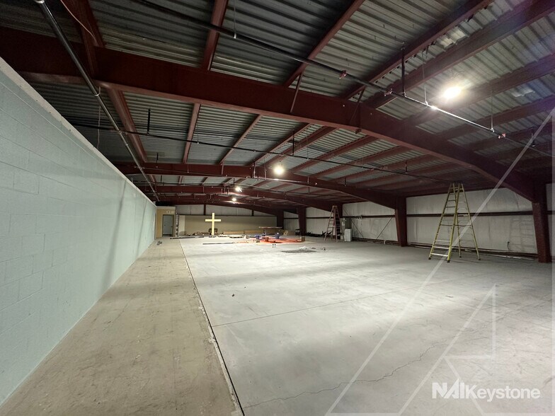 More Photos Of 172 Shillington Rd, Sinking Spring General Retail For Lease