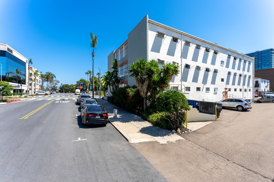 More Photos Of 2970 5th Ave, San Diego Medical For Lease