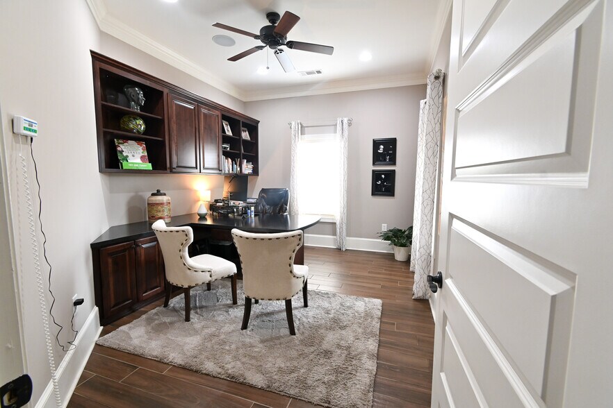 More Photos Of 150 Jw Plaza Dr SE, Calhoun Office For Sale