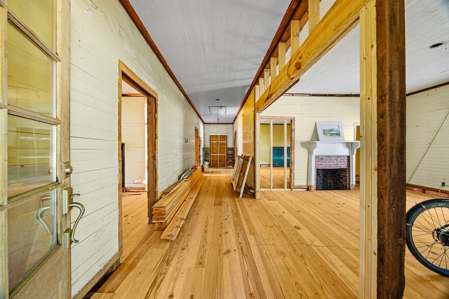 More Photos Of 438 Kessler Loop, Guyton Hospitality For Sale