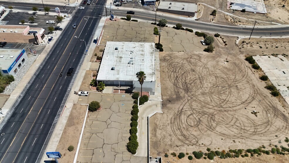 More Photos Of 14923 7th St, Victorville Freestanding For Sale
