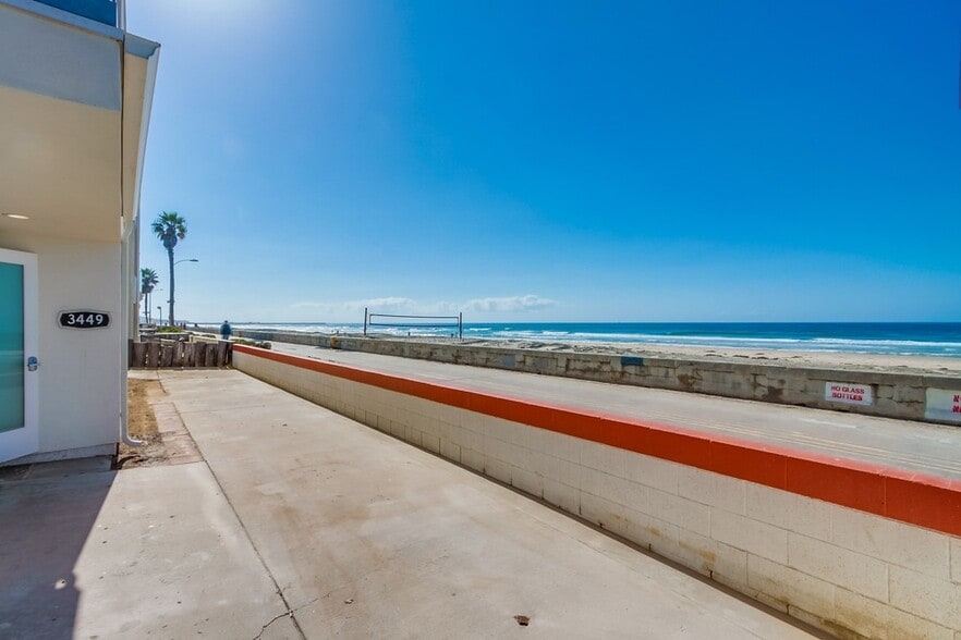 More Photos Of 3449 Ocean Front Walk, San Diego Apartments For Sale