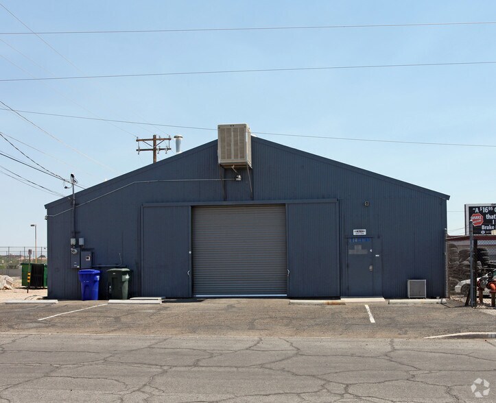 More Photos Of 18 E Ventura St, Tucson Service For Lease