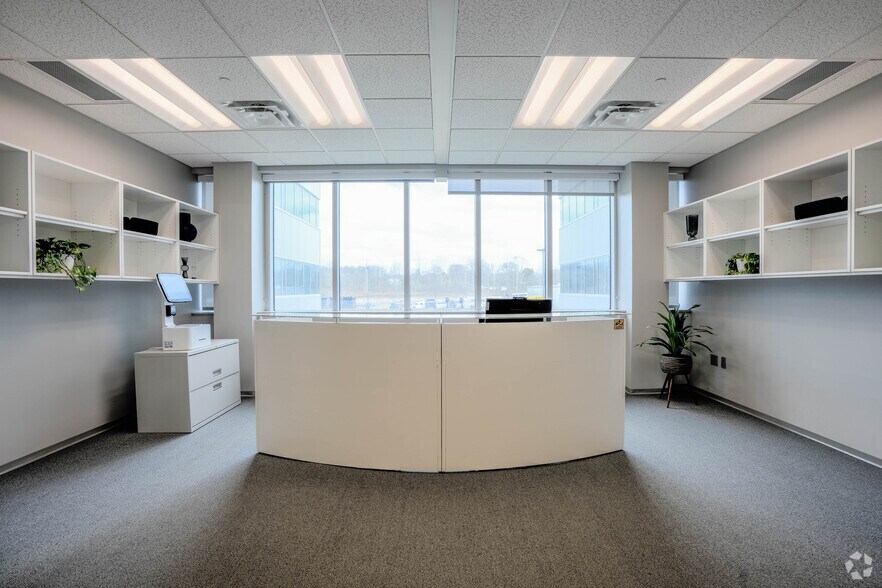 More Photos Of 2321 Energy Dr, Louisville Coworking Space