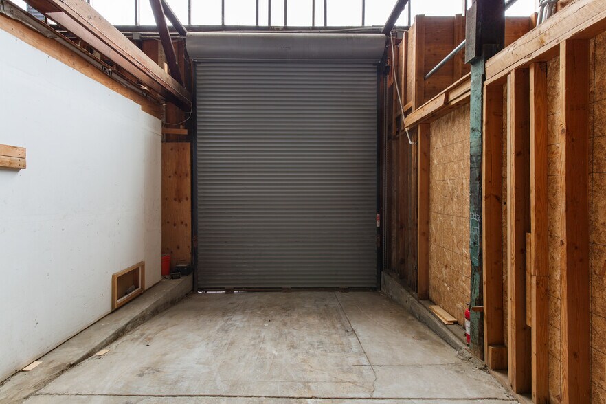 More Photos Of 2534 Magnolia St, Oakland Manufacturing For Sale