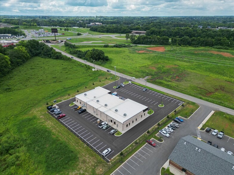 More Photos Of 625 Hornbuckle Rd, Clarksville Healthcare For Lease