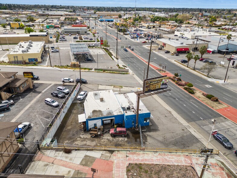 More Photos Of 2000 Union Ave, Bakersfield Auto Repair For Sale