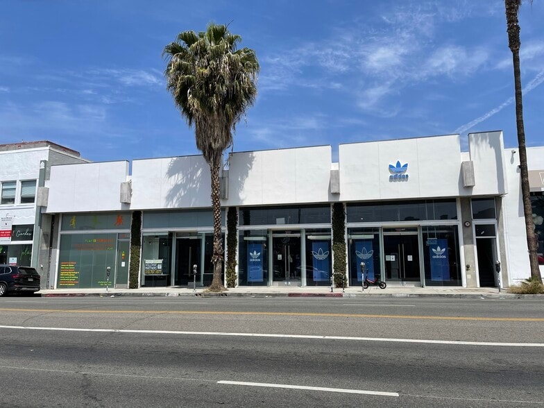 More Photos Of 8011-8013 Melrose Ave, Los Angeles Storefront For Lease