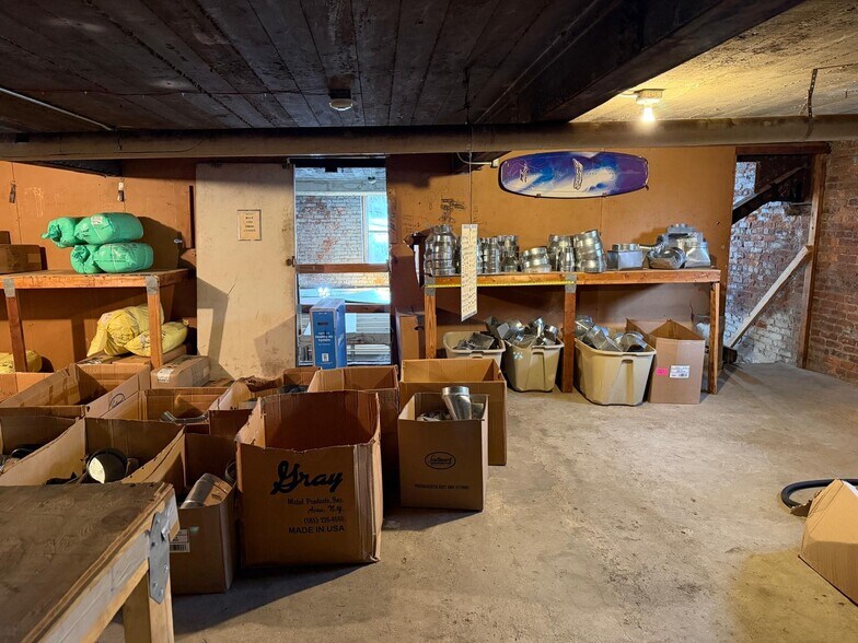 More Photos Of 65 Park Ave, Hillsdale Industrial For Sale
