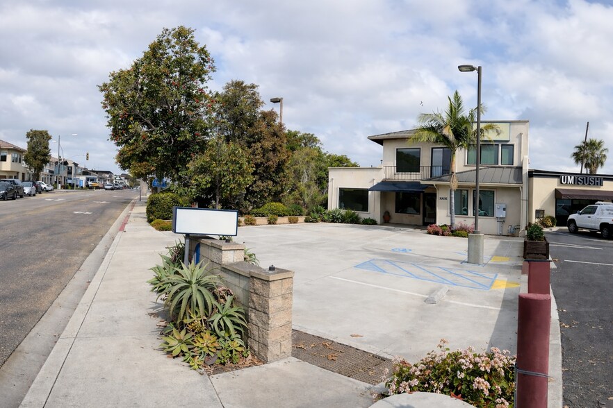 More Photos Of 2820 Shelter Island Dr, San Diego Storefront Retail Office For Lease