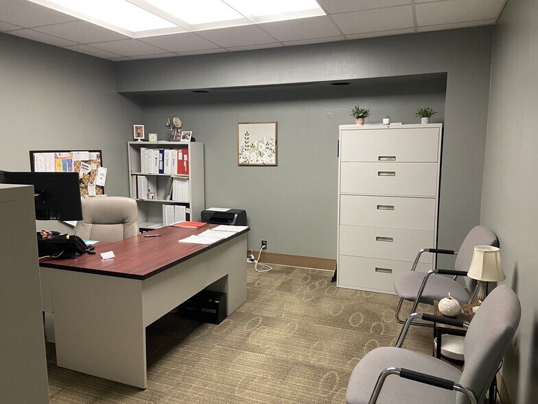 More Photos Of 615 W Virginia St, Evansville Medical For Sale