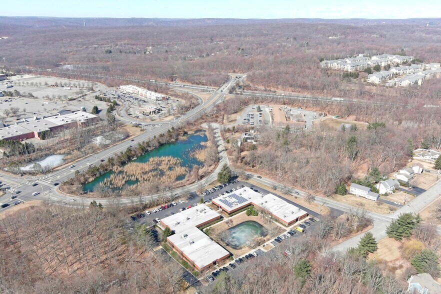 More Photos Of 200 Mineral Springs Rd, Rockaway Medical For Lease
