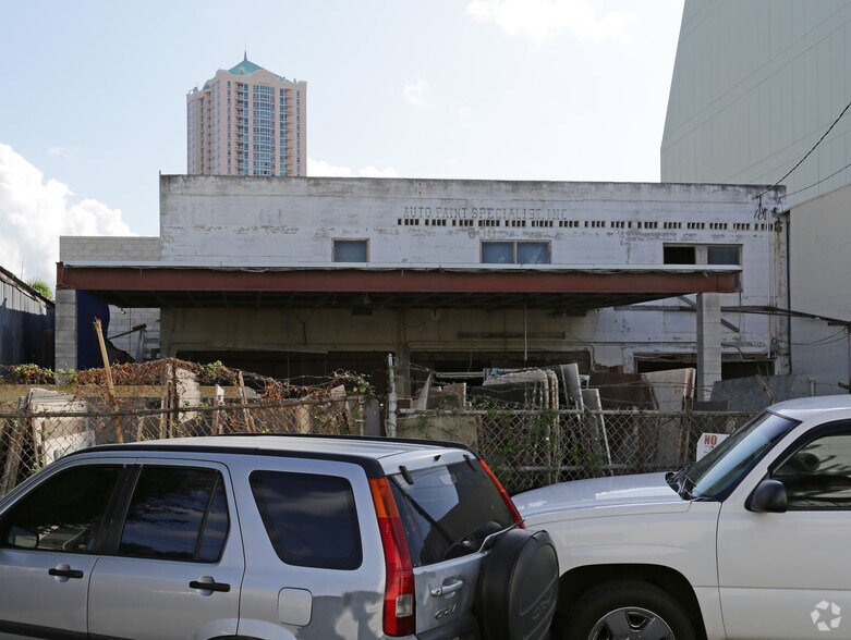 More Photos Of 808 Kawaiahao St, Honolulu Warehouse For Sale