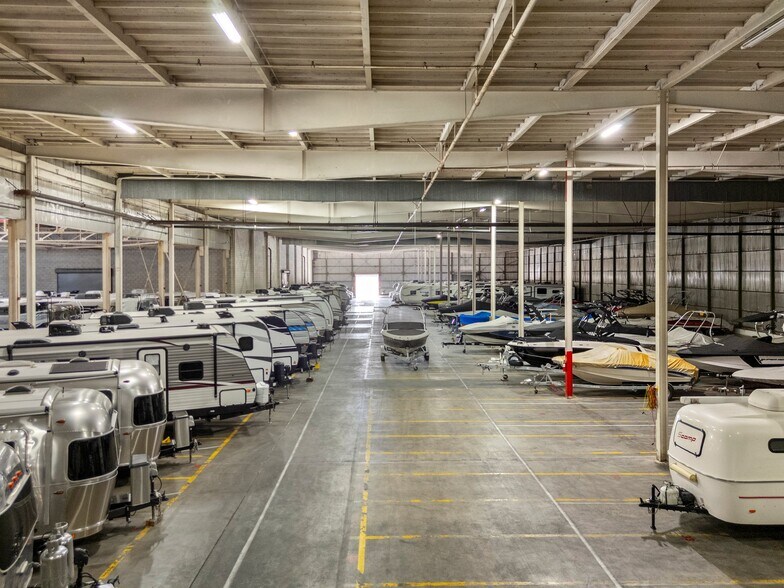 More Photos Of 1400 W 4th St, Antioch Warehouse For Lease